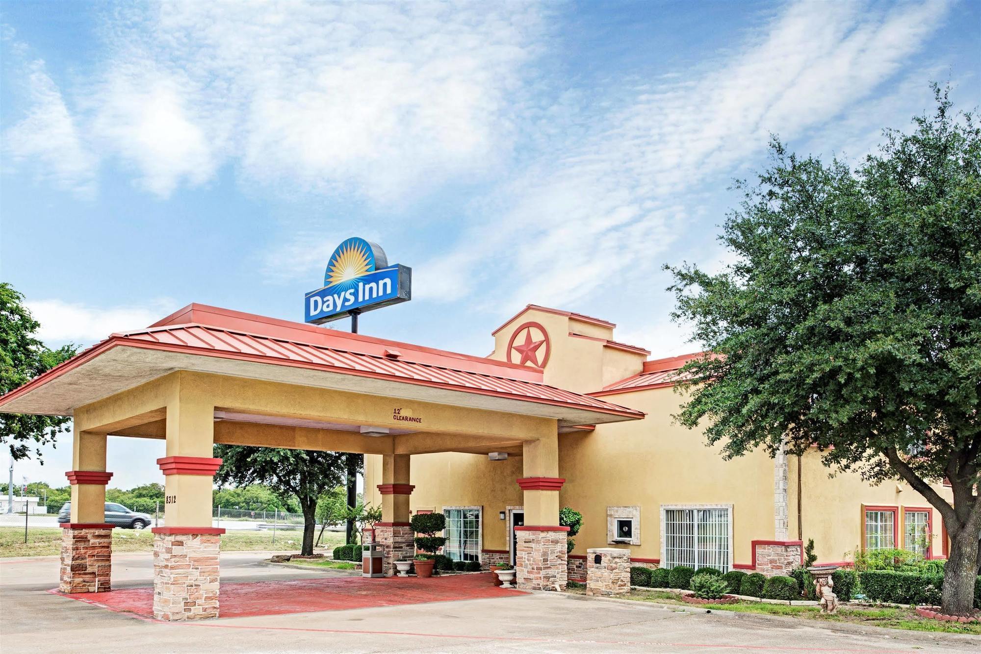 Days Inn Dallas Dfw Екстериор снимка